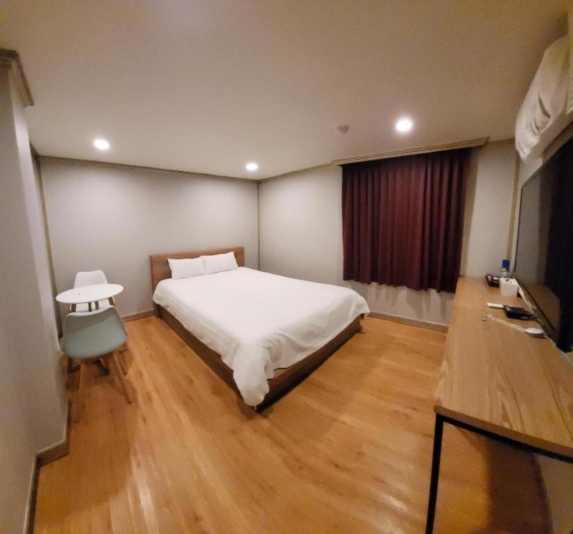Emerald Ace Hotel Jeju Luaran gambar